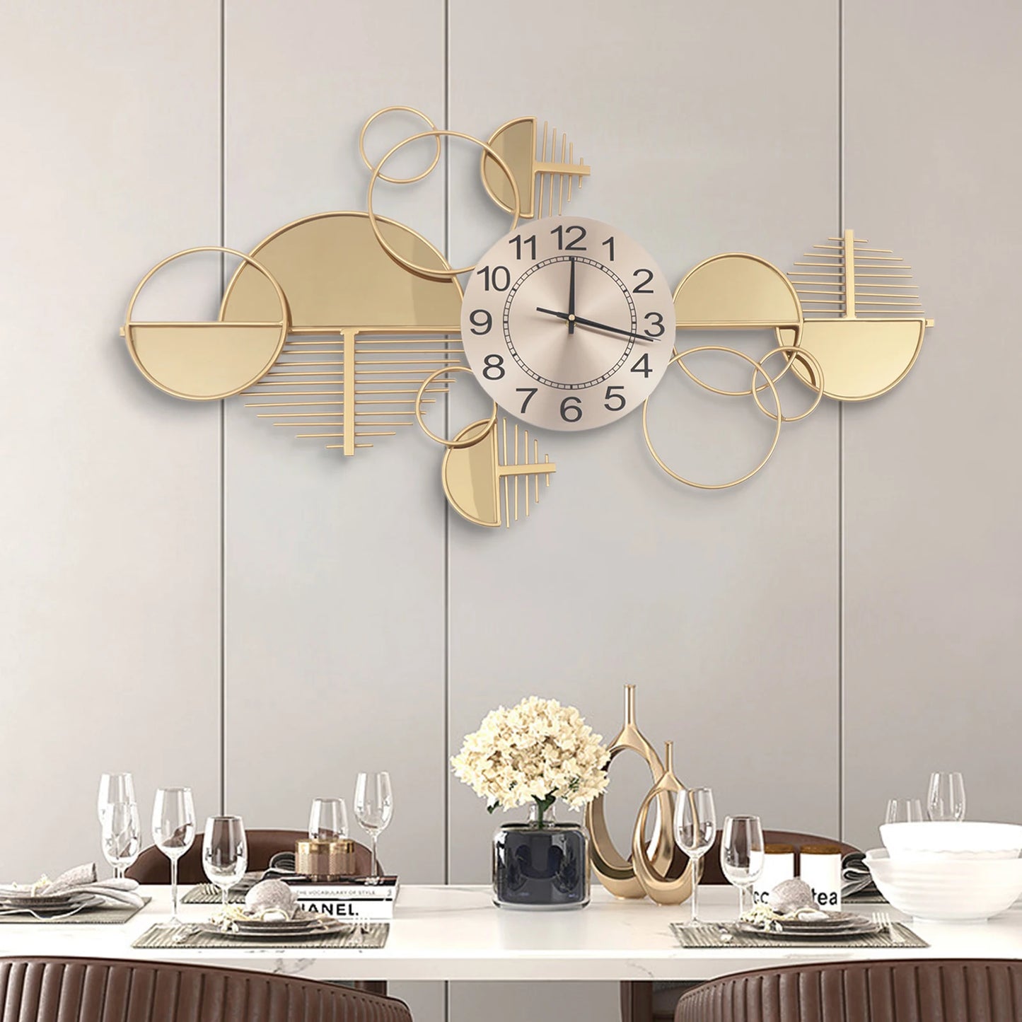 Creative Modern Metal Wall Clock Battery Operated Silent Minimalist Clock