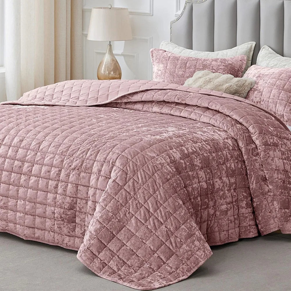 Luxury Velvet Quilt Set With Soft Cozy Comforter And Bedspread