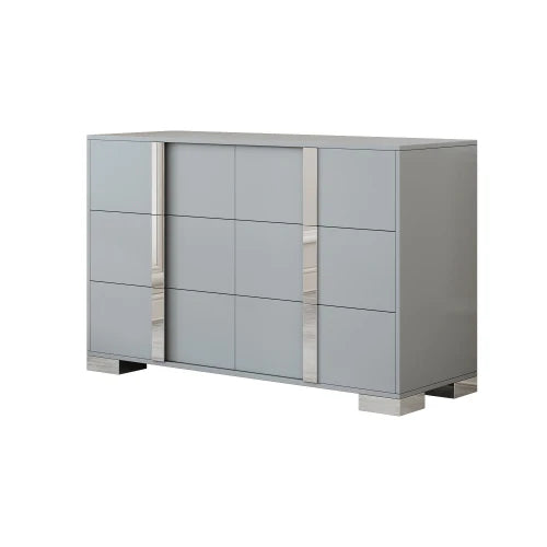 4-Piece Upholstered Bedroom Set With LED Lights And Mirrored Nightstands