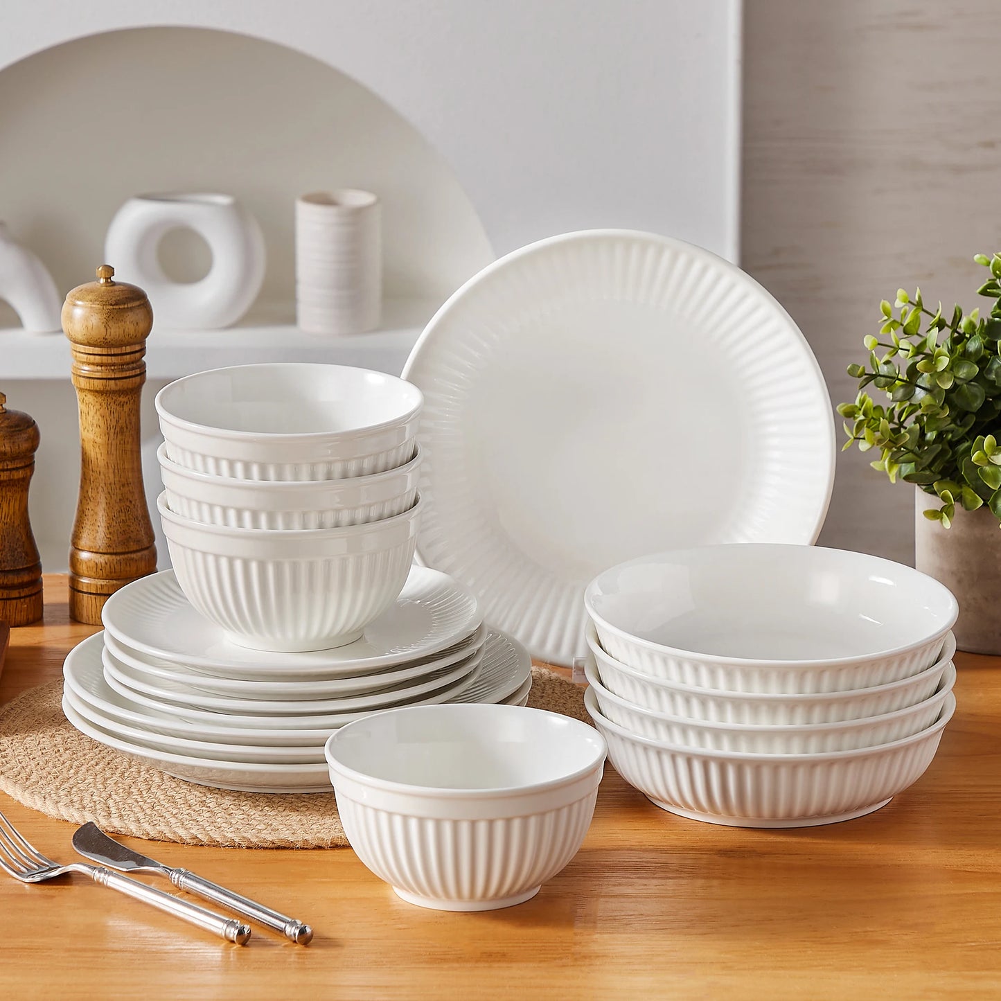 Malacasa Leila Ceramic Dinnerware Plate And Bowl Set