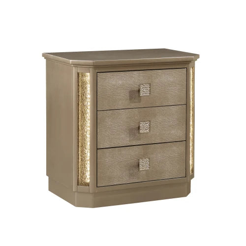 Luxurious Queen 5PC Wood Bedroom Set Available In Two Configurations