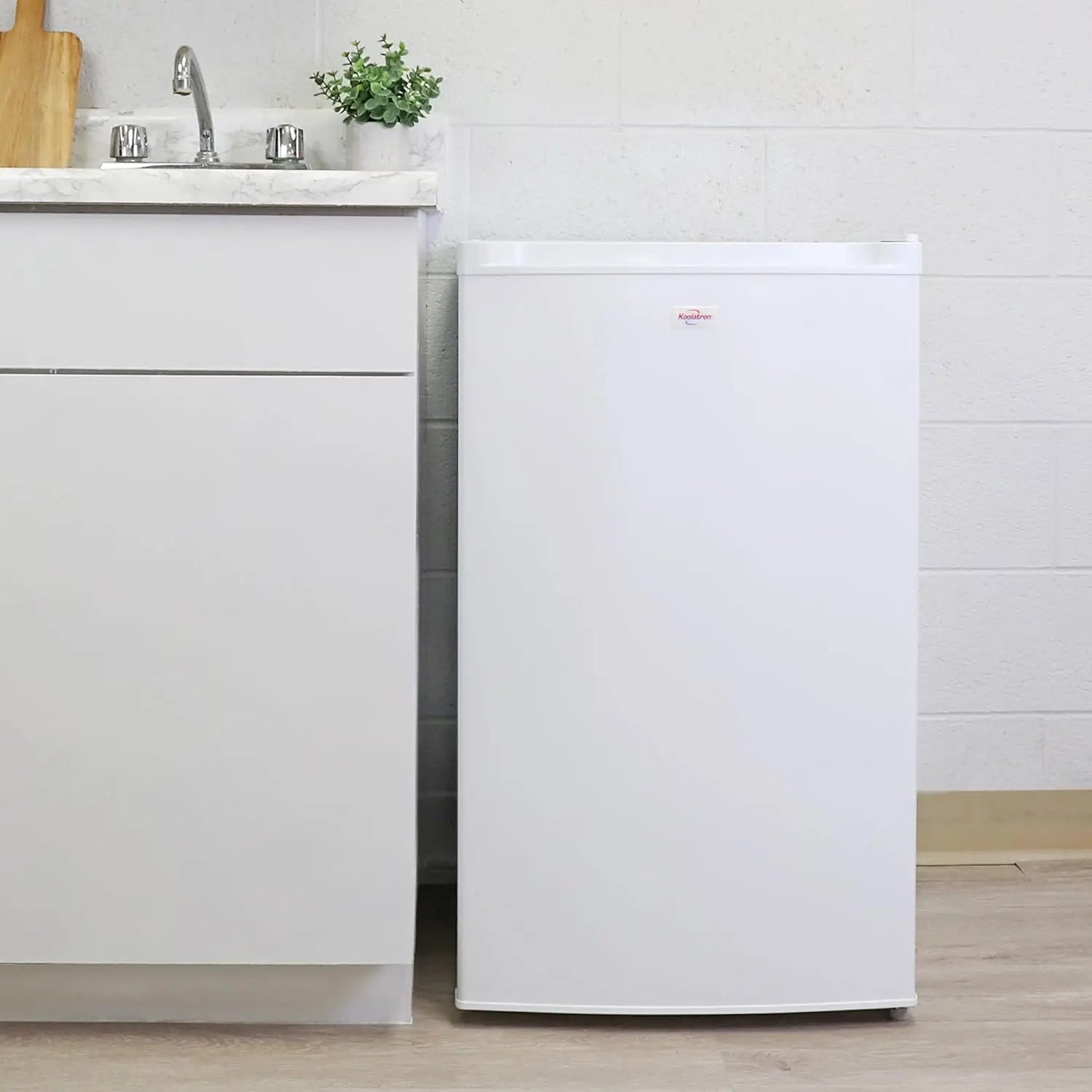 XMSJ Upright Freezer Three Point One Cu Ft Garage Ready With Three Wire Baskets