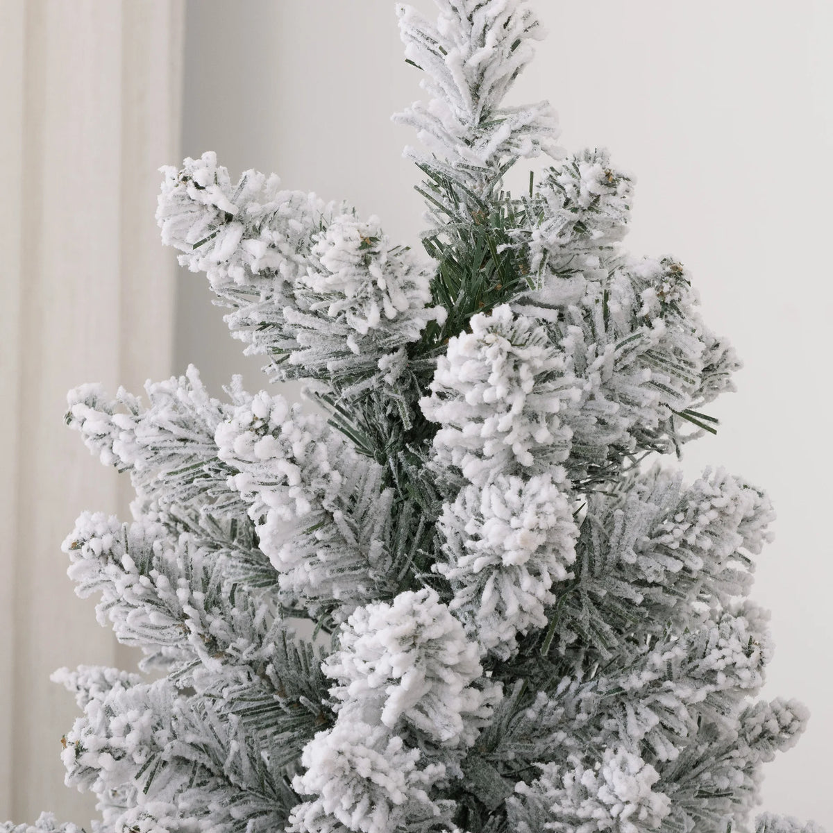 HOMCOM Artificial Snow Flocked Pencil Christmas Tree