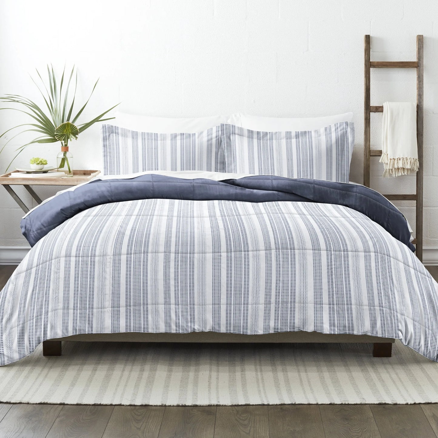 2 Piece Reversible Print Farmhouse Dreams Comforter Set